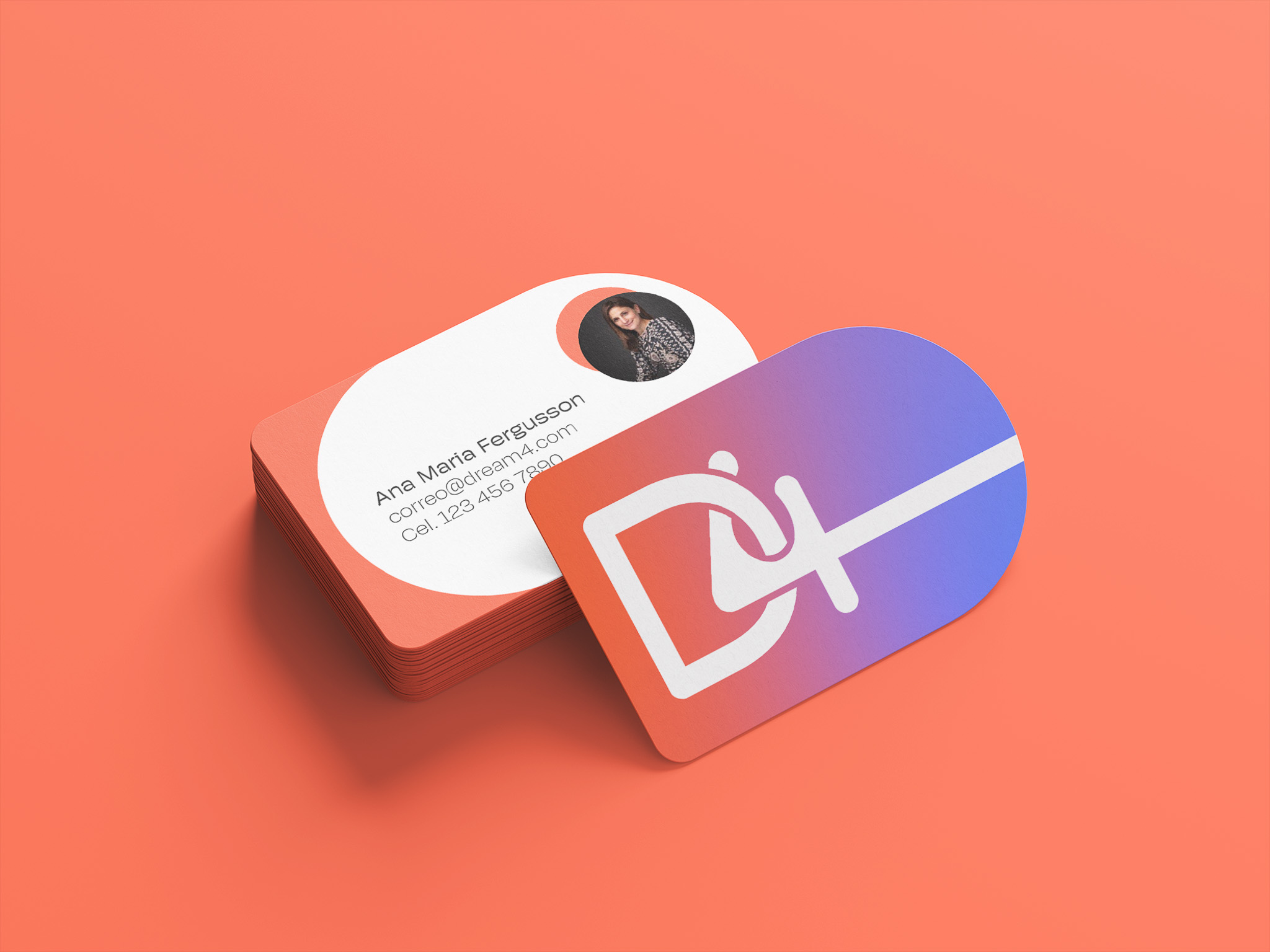 Rounded_Business_Card_Mockup_4