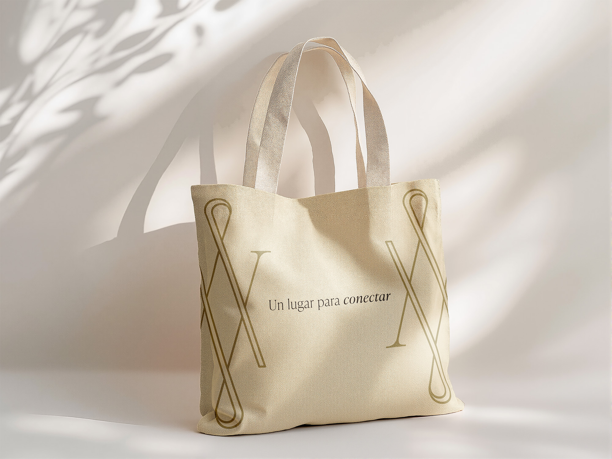Free_Fabric_Tote_Bag_Mockup