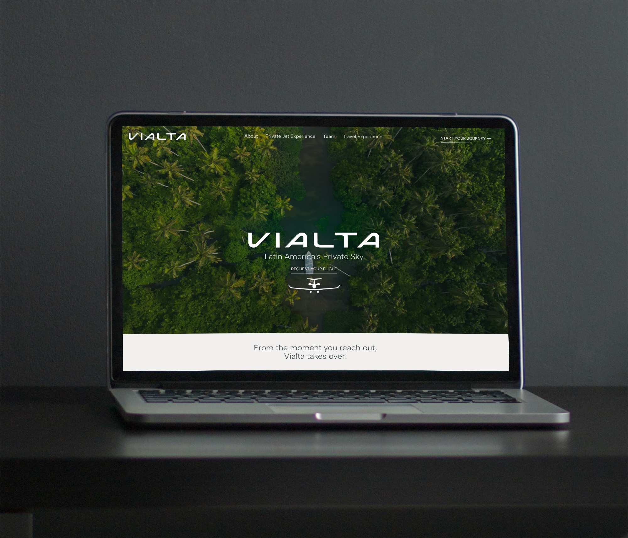 laptop mockup in psd